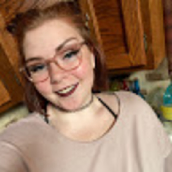 Meet your Posher, Amelia - Picture 1 of 1